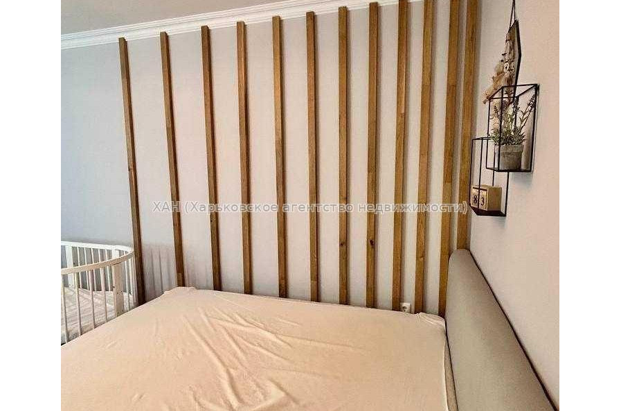 Продам квартиру, Светлая ул. , 49 , 2 кім., 46 м², косметический ремонт 