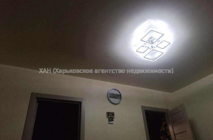 Продам квартиру, Каденюка ул. , 1  ком., 21.90 м², косметический ремонт 