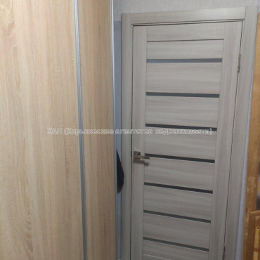 Продам квартиру, Каденюка ул. , 1  ком., 21.90 м², косметический ремонт 