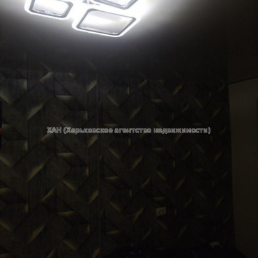 Продам квартиру, Каденюка ул. , 1  ком., 21.90 м², косметический ремонт 