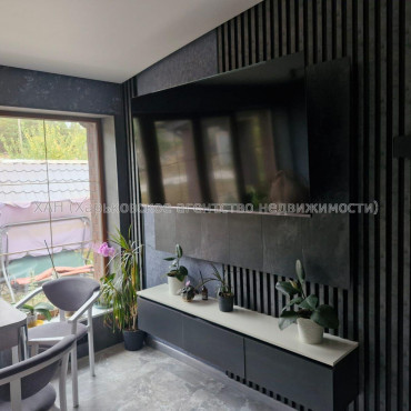 Продам будинок, Мира ул. , 220 м², 15 соток, авторский дизайн 