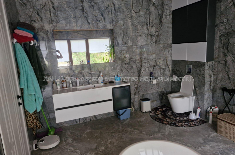 Продам будинок, Мира ул. , 220 м², 15 соток, авторский дизайн 