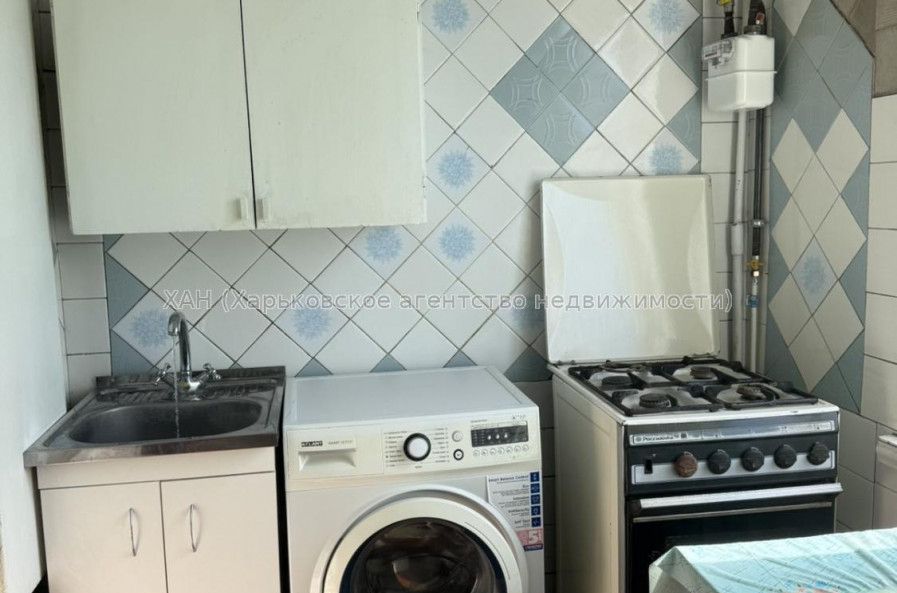 Продам квартиру, Непокоренных ул. , 2  ком., 44 м², советский ремонт 