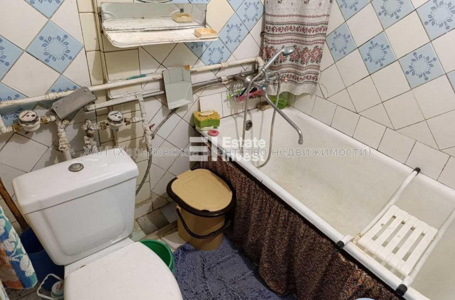 Продам квартиру, Мира пер. , 2 , 2  ком., 46 м², советский ремонт 