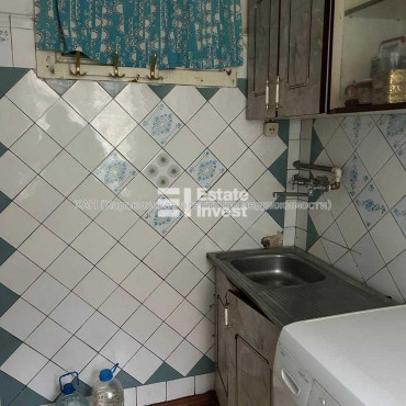 Продам квартиру, Мира пер. , 2 , 2  ком., 46 м², советский ремонт 