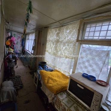 Продам квартиру, Каденюка ул. , 28 , 2  ком., 42 м², косметический ремонт 