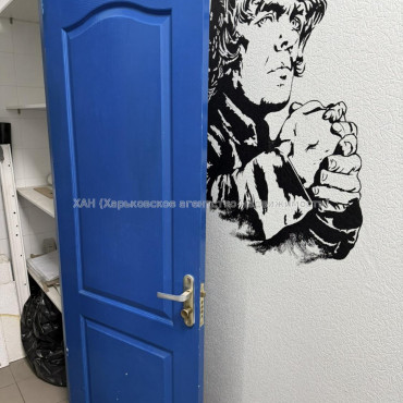 Сдам нежилую недвижимость, офис в многоквартирном доме , 8  ком., 115 м², косметический ремонт 