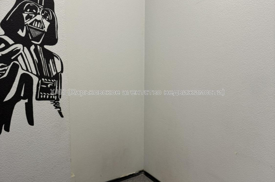 Сдам нежилую недвижимость, офис в многоквартирном доме , 8  ком., 115 м², косметический ремонт 