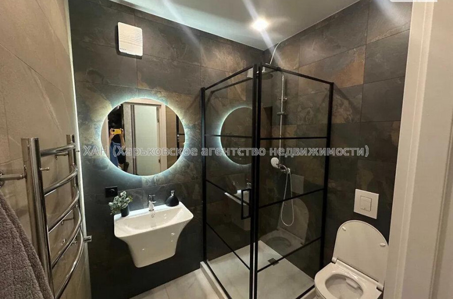 Продам квартиру, Борткевича ул. , 3  ком., 77 м², евроремонт 