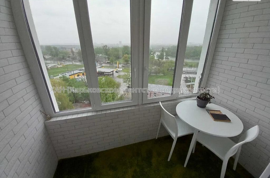 Продам квартиру, Борткевича ул. , 3  ком., 77 м², евроремонт 