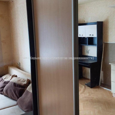 Продам квартиру, Селянская ул. , 1  ком., 13 м², косметический ремонт 