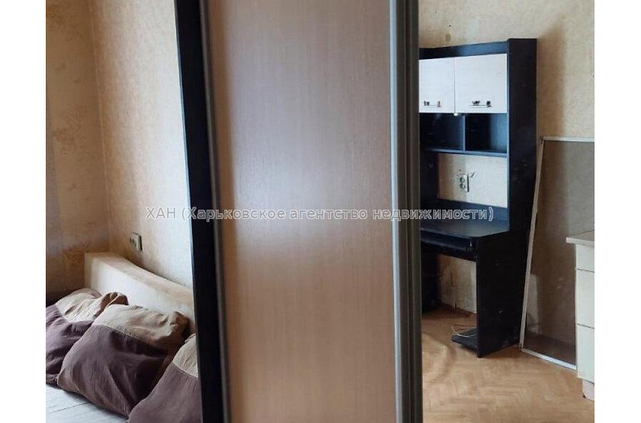 Продам квартиру, Селянская ул. , 1  ком., 13 м², косметический ремонт 