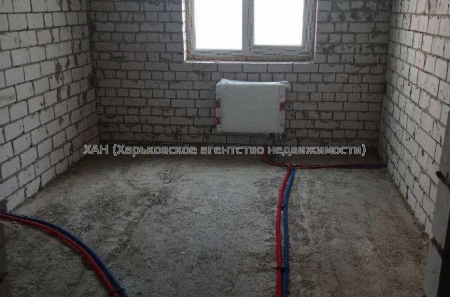 Продам квартиру, Шевченковский пер. , 1  ком., 42 м², без внутренних работ 
