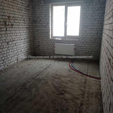 Продам квартиру, Шевченковский пер. , 1  ком., 42 м², без внутренних работ 