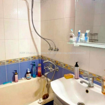 Продам квартиру, Ахсарова Энвера ул. , 1  ком., 39 м², без ремонта 