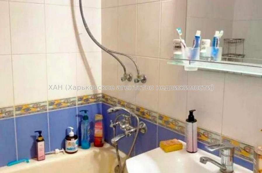 Продам квартиру, Ахсарова Энвера ул. , 1  ком., 39 м², без ремонта 