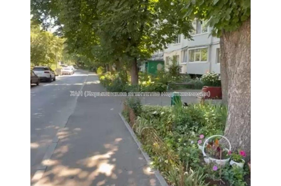 Продам квартиру, Гвардейцев Широнинцев ул. , 3 кім., 64.30 м², капитальный ремонт 