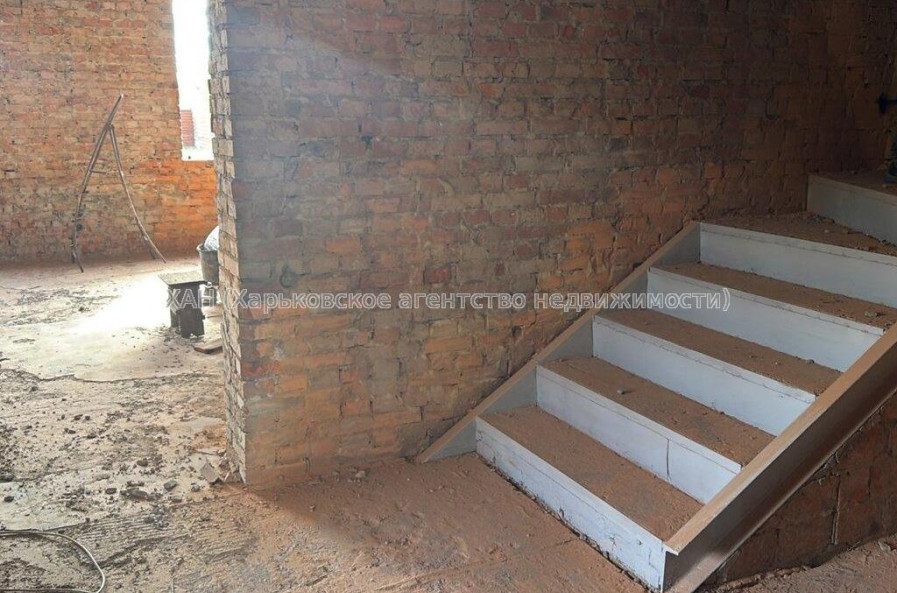 Продам дом, Сиверская ул. , 270 м², 6 сот., без внутренних работ 