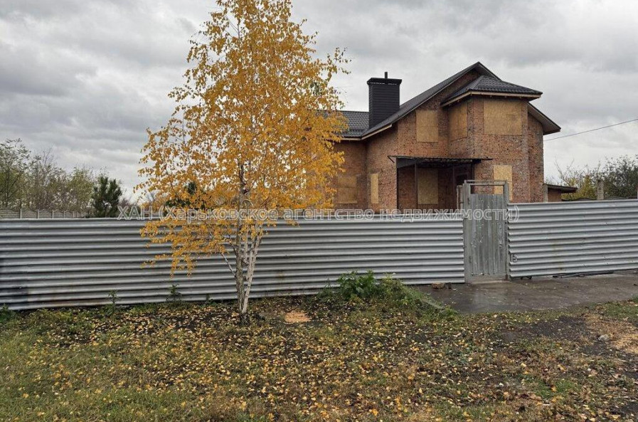 Продам дом, Сиверская ул. , 270 м², 6 сот., без внутренних работ 