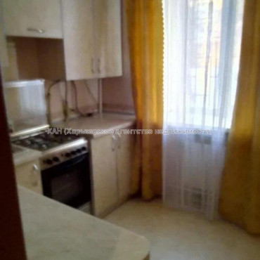 Продам квартиру, Грищенко ул. , 2  ком., 45.20 м², капитальный ремонт 