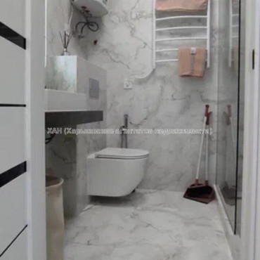 Продам квартиру, Шевченковский пер. , 1 кім., 38 м², капитальный ремонт 