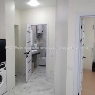 Продам квартиру, Шевченковский пер. , 1 кім., 38 м², капитальный ремонт 