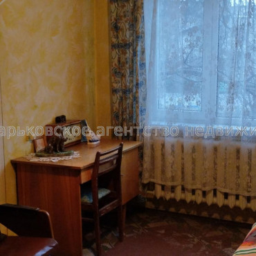 Сдам квартиру, Зерновая ул. , 53Ж , 2  ком., 45 м², советский ремонт 