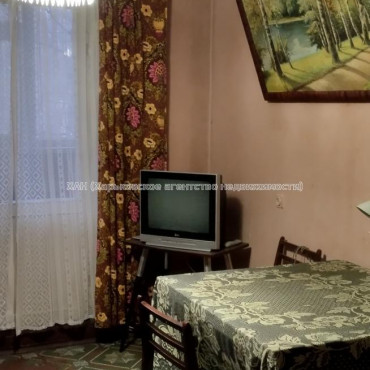 Сдам квартиру, Зерновая ул. , 53Ж , 2  ком., 45 м², советский ремонт 