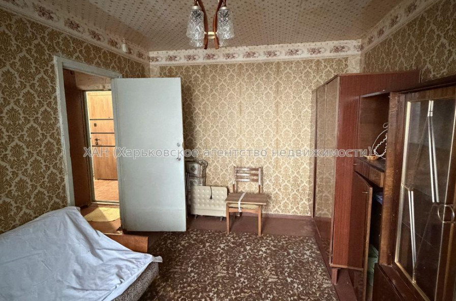Продам квартиру, Победы просп. , 1  ком., 26 м², советский ремонт 