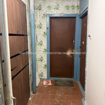 Продам квартиру, Победы просп. , 1  ком., 26 м², советский ремонт 