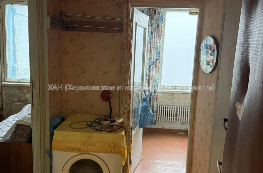 Продам квартиру, Победы просп. , 1  ком., 26 м², советский ремонт 