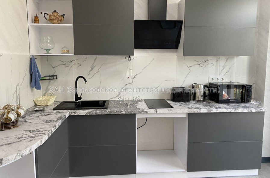 Продам квартиру, Букова ул. , 1 кім., 35 м², евроремонт 