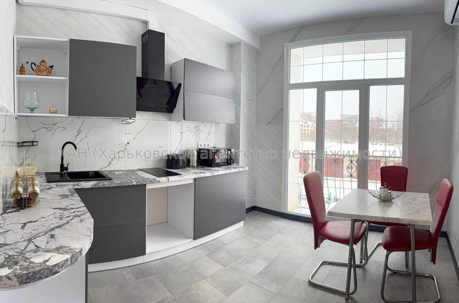 Продам квартиру, Букова ул. , 1 кім., 35 м², евроремонт 