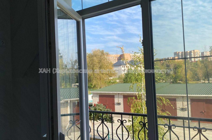 Продам квартиру, Букова ул. , 1 кім., 35 м², евроремонт 