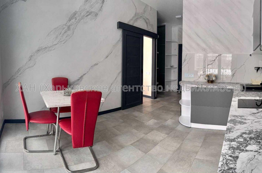 Продам квартиру, Букова ул. , 1 кім., 35 м², евроремонт 