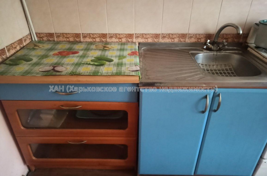 Продам квартиру, 12 Апреля ул. , 1  ком., 15 м², косметический ремонт 