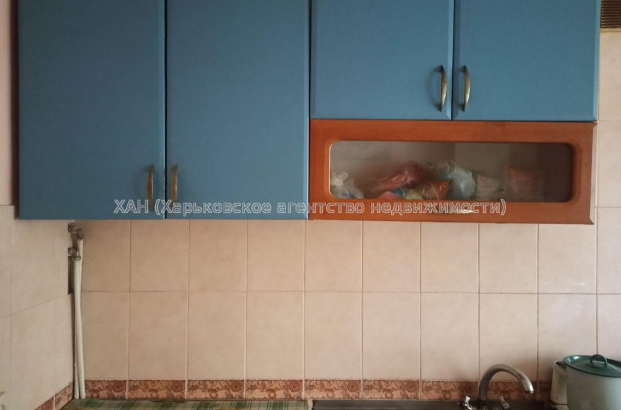 Продам квартиру, 12 Апреля ул. , 1  ком., 15 м², косметический ремонт 