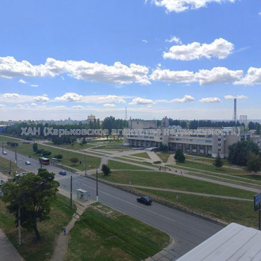 Продам квартиру, Тракторостроителей просп. , 3  ком., 69.30 м², косметический ремонт 