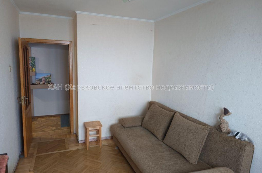 Продам квартиру, Тракторостроителей просп. , 3 кім., 69.30 м², косметический ремонт 