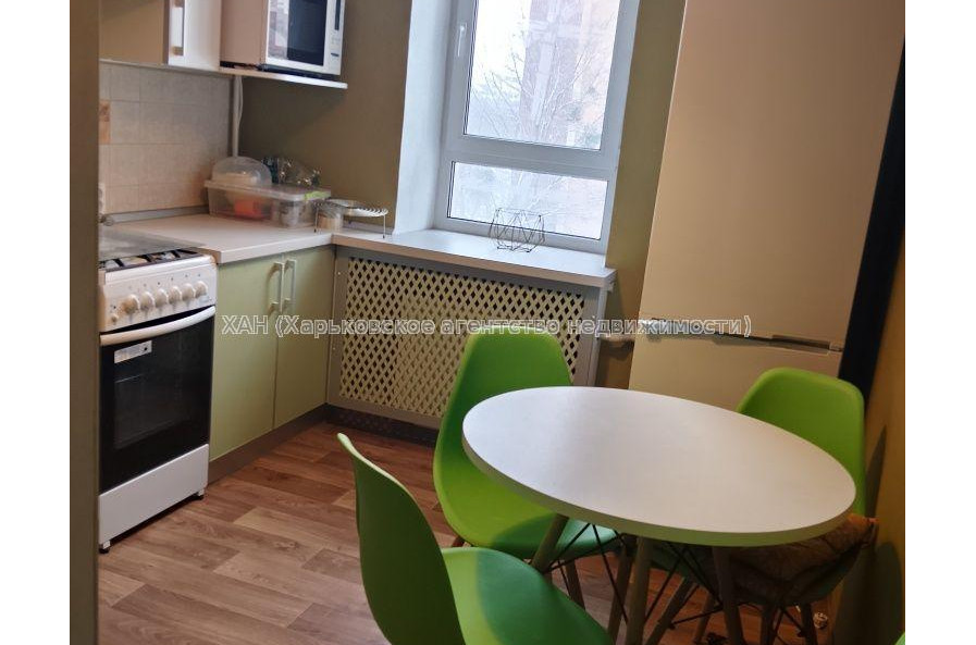 Продам квартиру, Курчатова просп. , 1  ком., 37 м², капитальный ремонт 