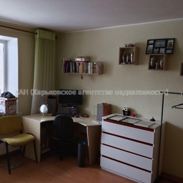 Продам квартиру, Курчатова просп. , 1  ком., 37 м², капитальный ремонт 