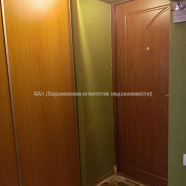 Продам квартиру, Курчатова просп. , 1 кім., 37 м², капитальный ремонт 