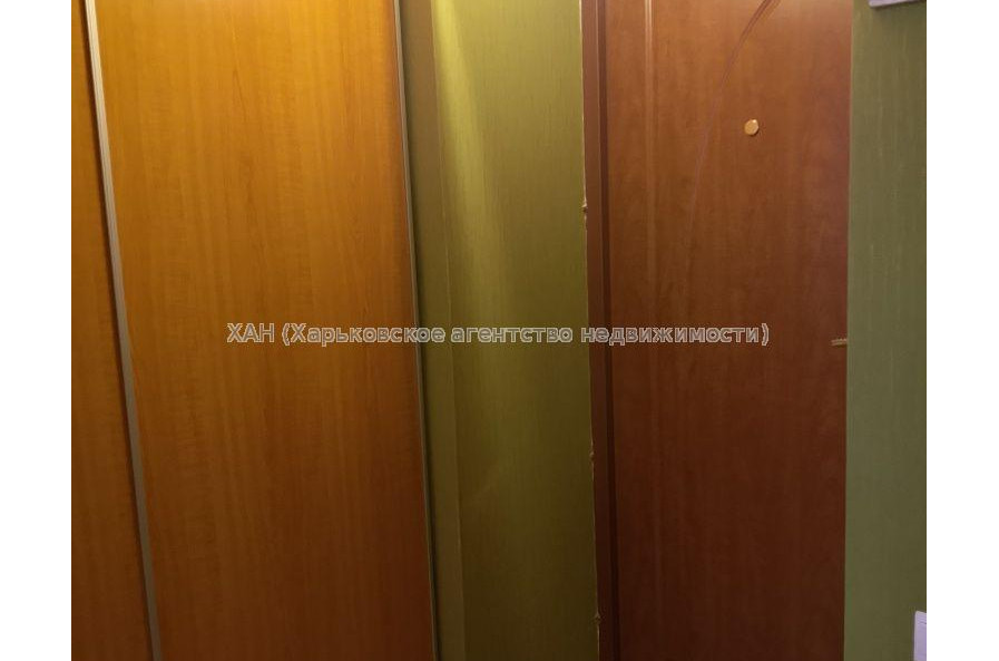 Продам квартиру, Курчатова просп. , 1 кім., 37 м², капитальный ремонт 