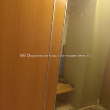 Продам квартиру, Курчатова просп. , 1  ком., 37 м², капитальный ремонт 