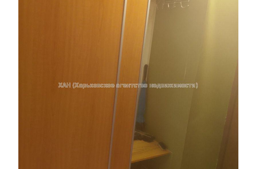 Продам квартиру, Курчатова просп. , 1  ком., 37 м², капитальный ремонт 