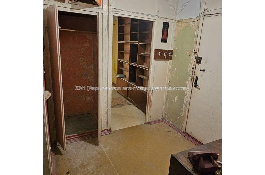 Продам квартиру, Тракторостроителей просп. , 2 кім., 47 м², без ремонта 