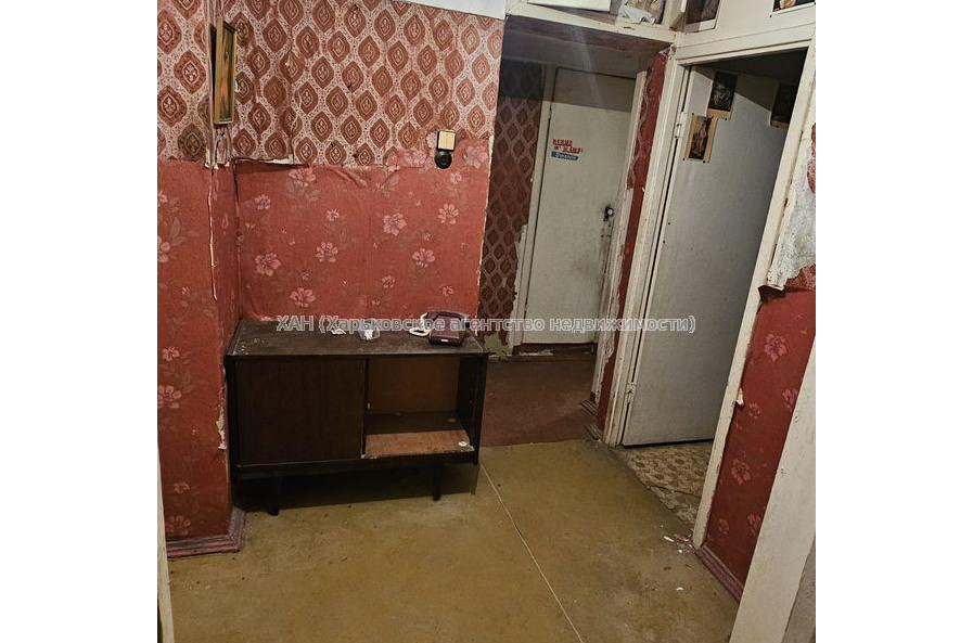 Продам квартиру, Тракторостроителей просп. , 2 кім., 47 м², без ремонта 