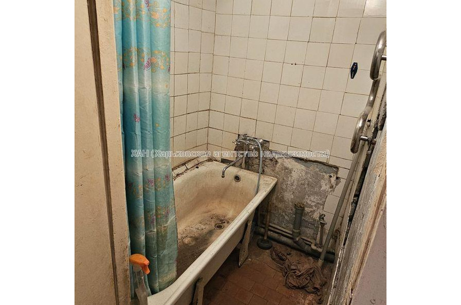 Продам квартиру, Тракторостроителей просп. , 2  ком., 47 м², без ремонта 