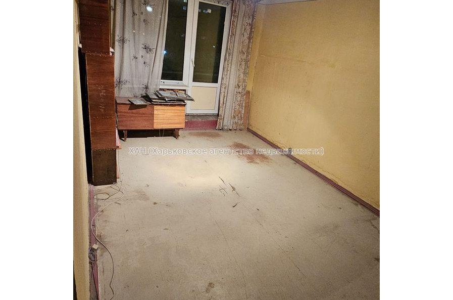 Продам квартиру, Тракторостроителей просп. , 2 кім., 47 м², без ремонта 