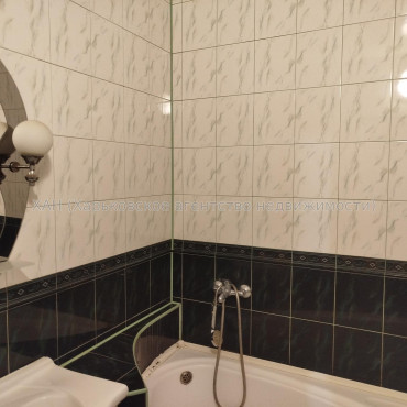 Продам квартиру, Полевая ул., Слободской район , 3 кім., 70 м², капитальный ремонт 